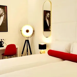 4* Hotel City Hollywood By City