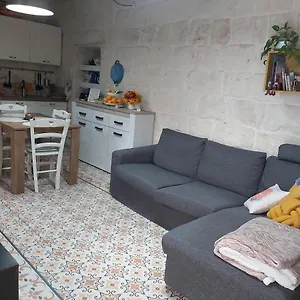 one-bedroom-qormi.qawrahotelsmalta.org/